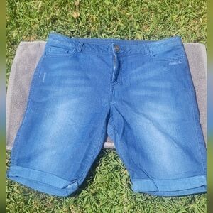 Juicy Couture Distressed Jegging Denim Bermuda Shorts